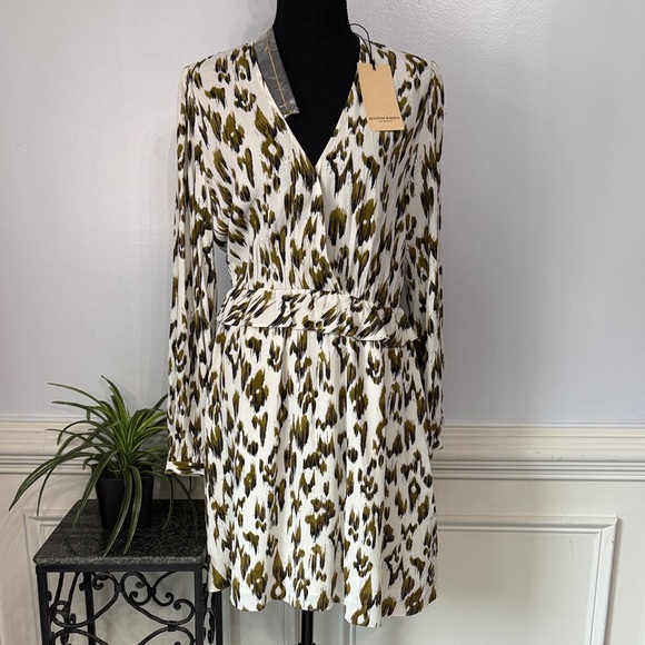 Scotch & Soda Dresses & Skirts - NWT Scotch & Soda White Green Brown Long Sleeve V Neck Dress S